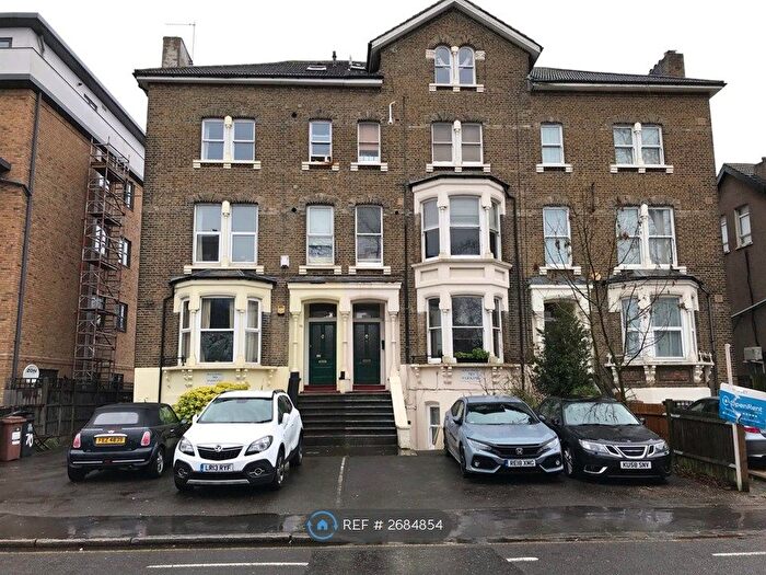 1 Bedroom Flat To Rent In Sydenham Rd, East Croydon, CR0
