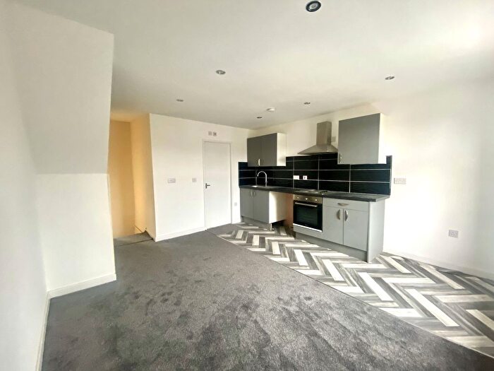 1 Bedroom Flat To Rent In High Street, Wibsey, BD6