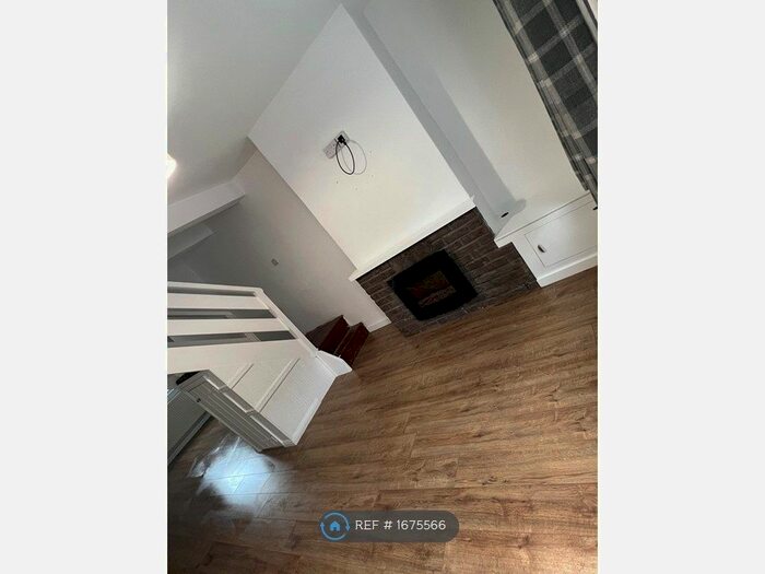 2 Bedroom Terraced House To Rent In George Street, King's Lynn, PE30