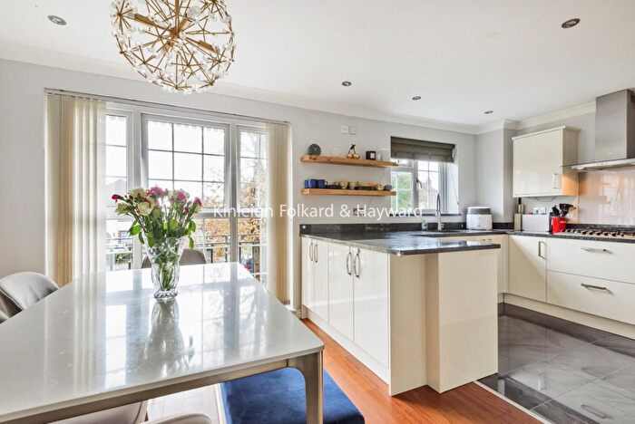 4 Bedroom Detached House To Rent In Stanley Avenue, Beckenham, BR3