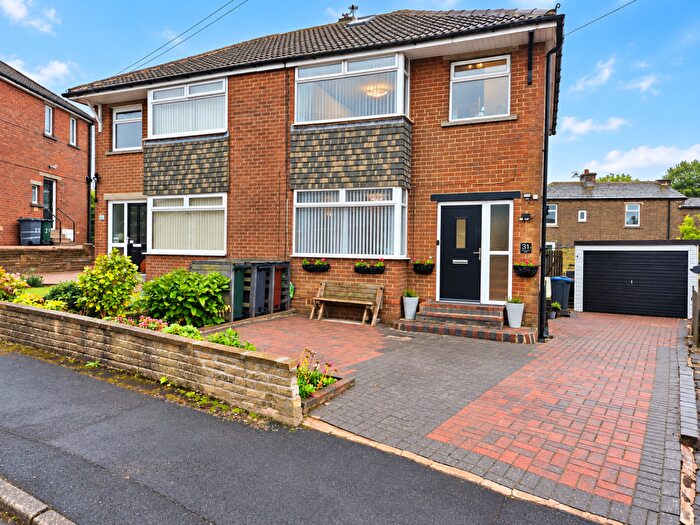3 Bedroom Semi Detached House For Sale In Weston Vale Road, Queensbury, Bradford, BD13