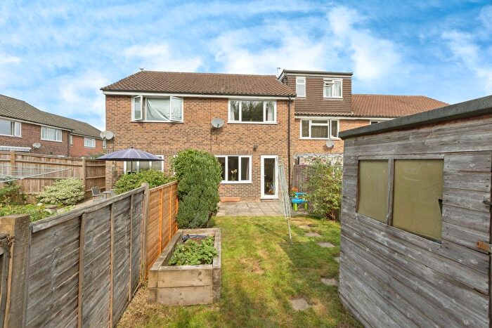 2 Bedroom Terraced House For Sale In Barnetts Way, Tunbridge Wells, Kent, TN4