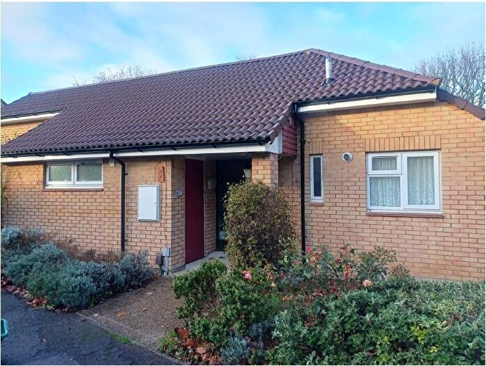 3 Bedroom Detached Bungalow To Rent In Dankworth Road, Basingstoke, RG22