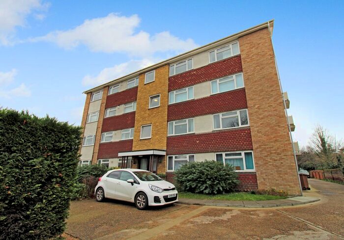 2 Bedroom Flat To Rent In Ewell Road, Surbiton KT6