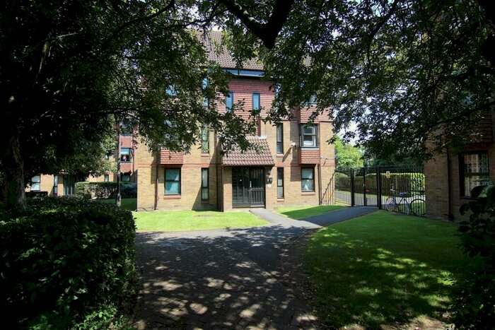 Studio To Rent In Coopers Close, Bethnal Green, E1