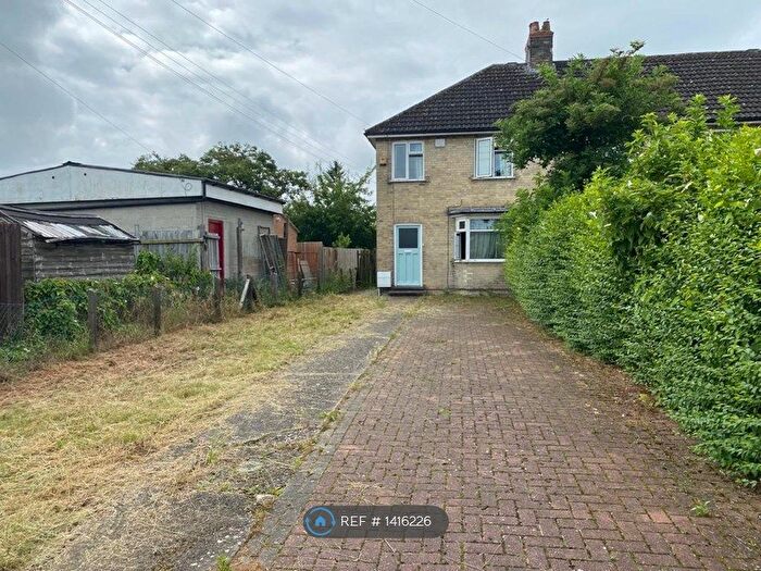 4 Bedroom Semi-Detached House To Rent In Marmora Road, Cambridge, CB1