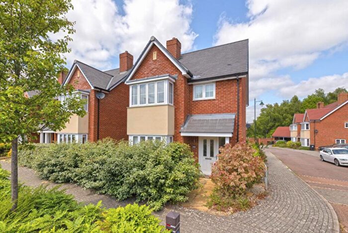 3 Bedroom Detached House To Rent In Beacon Avenue, Kings Hill, ME19