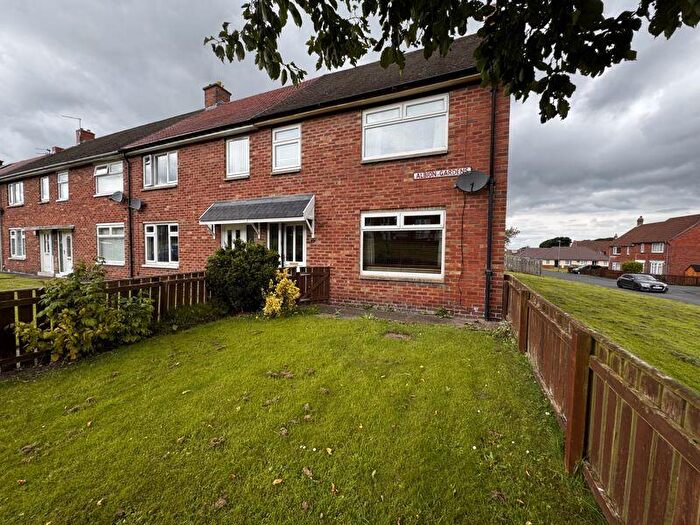 3 Bedroom End Of Terrace House To Rent In Albion Gardens, Newcastle Upon Tyne, NE16