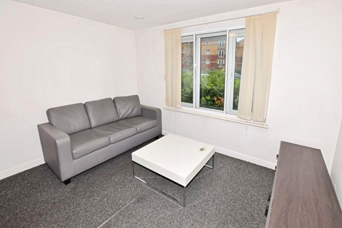 2 Bedroom Flat To Rent In Little Bolton Terrace, Salford, M5