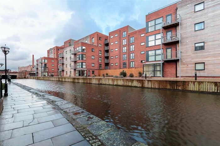 Garage / Parking To Rent In Secure Parking Space, Quantum, Chapeltown Street, Manchester, M1