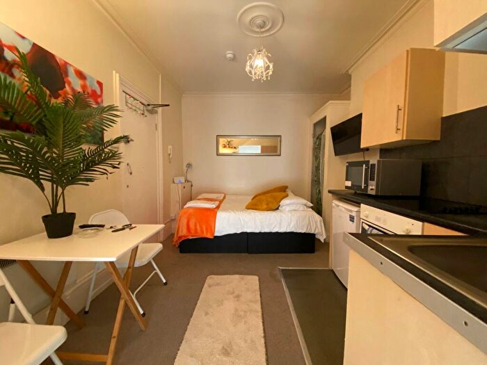 Apartment To Rent In Charlotte Street, Brighton, BN2