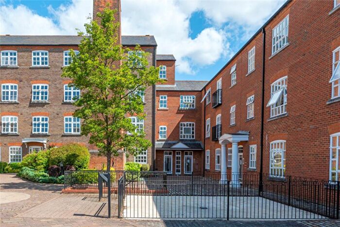 2 Bedroom Maisonette To Rent In Milliners Court, Lattimore Road, St. Albans, Hertfordshire, AL1