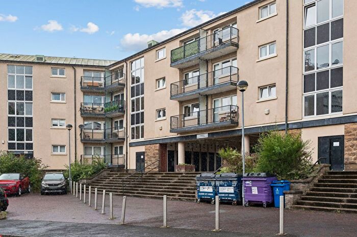 2 Bedroom Flat For Sale In Cathedral Square, Flat /, City Centre, Glasgow, G4