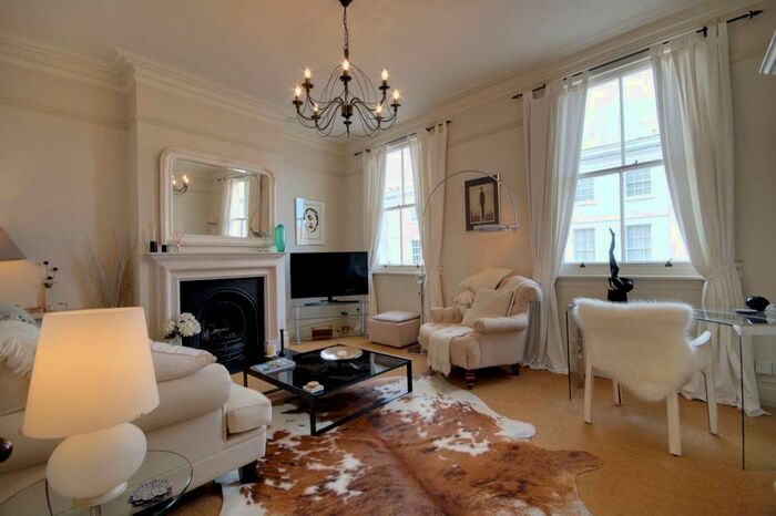 2 Bedroom Flat To Rent In Great Norwood Street, Cheltenham, GL50