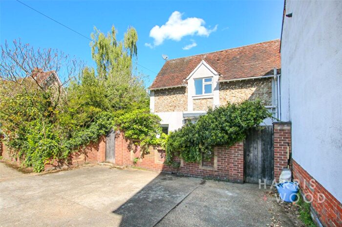 2 Bedroom Detached House To Rent In Salisbury Avenue, Colchester, Essex, CO3