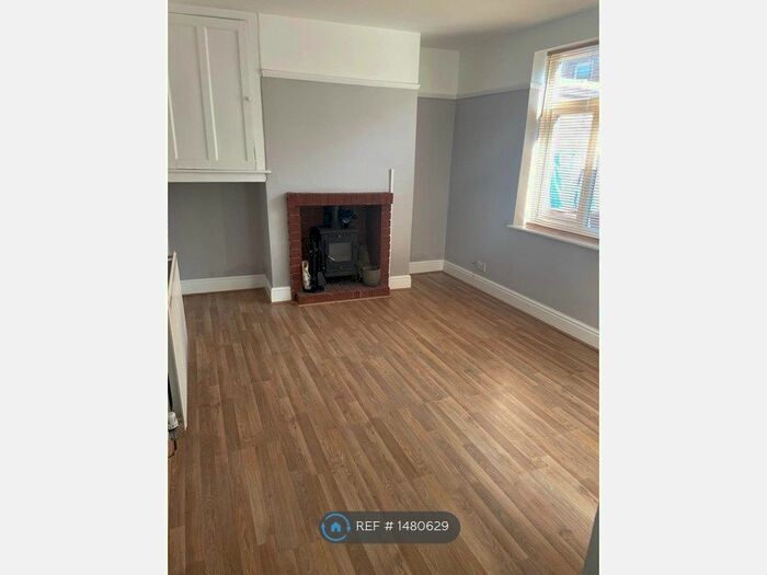 3 Bedroom Semi-Detached House To Rent In Conway Street, Mold, CH7