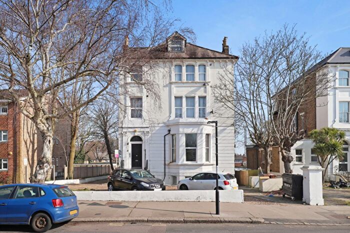 1 Bedroom Flat To Rent In Lancaster Road, London, SE25