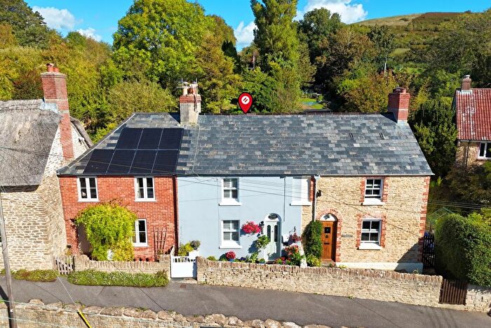 3 Bedroom Terraced House For Sale In Bothenhampton, DT6