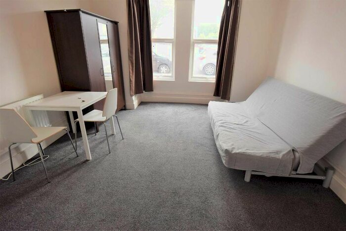 Studio To Rent In Wilberforce Road, London, NW9