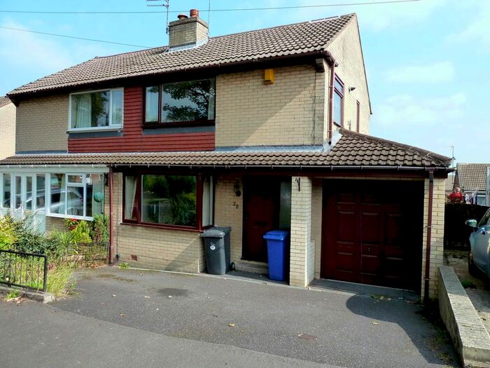 3 Bedroom Semi-Detached House To Rent In Meadow Drive, Chapeltown, Sheffield S35