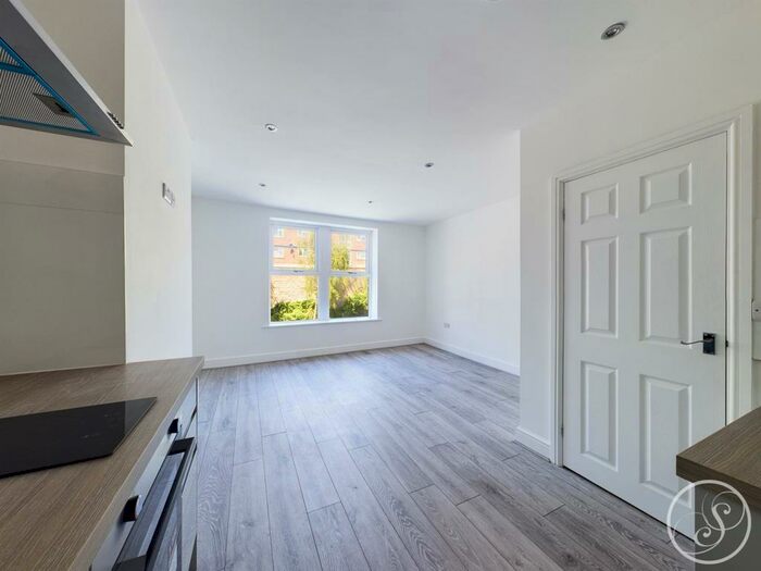 1 Bedroom Flat To Rent In Chapel Hill, Morley, Leeds, LS27