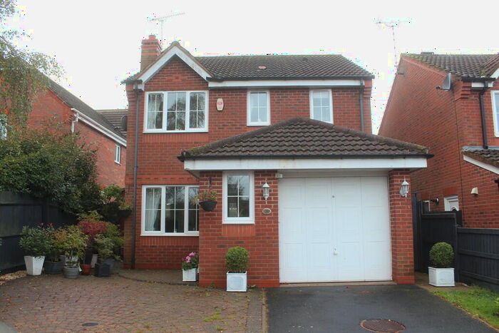 3 Bedroom Detached House To Rent In Eborne Croft, Balsall Common, CV7