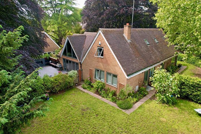 5 Bedroom Detached House For Sale In North Avenue - Approx Sq Ft, CV2