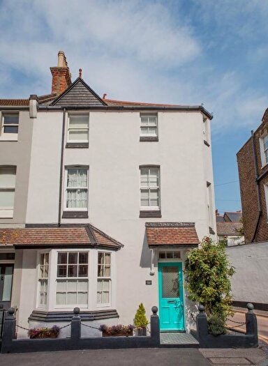 4 Bedroom Semi Detached House For Sale In Plains Of Waterloo, Ramsgate, CT11