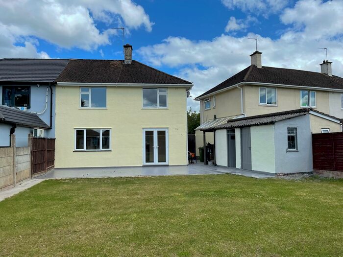 3 Bedroom Semi-Detached House To Rent In Gilliver Road, Shirley, Solihull., B90