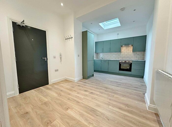 1 Bedroom Flat To Rent In Old Station Road, Newmarket, CB8