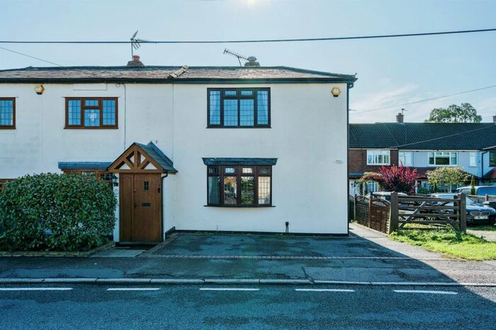 3 Bedroom Cottage For Sale In Hastingwood Road, Hastingwood, Harlow, CM17