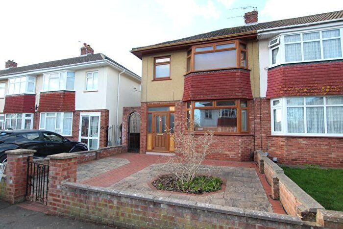 3 Bedroom Terraced House For Sale In Samuel White Road Hanham Bristol, BS15