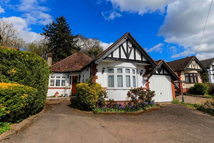 4 Bedroom Detached Bungalow For Sale In Georges Wood Road, Brookmans Park, AL9
