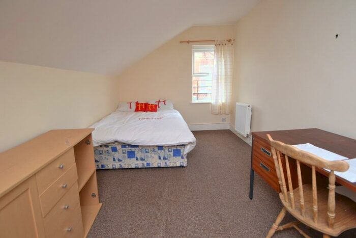 6 Bedroom Detached House To Rent In Henry Road, West Bridgford, NG2