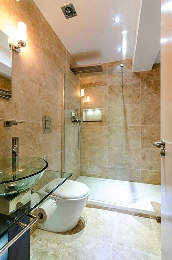 1 Bedroom Flat To Rent In Sloane Avenue, Chelsea, London, SW3