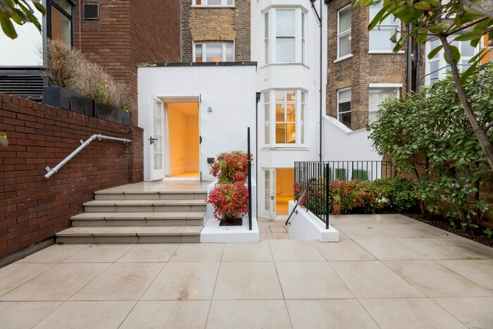 2 Bedroom Flat To Rent In Sloane Street, London, SW1X