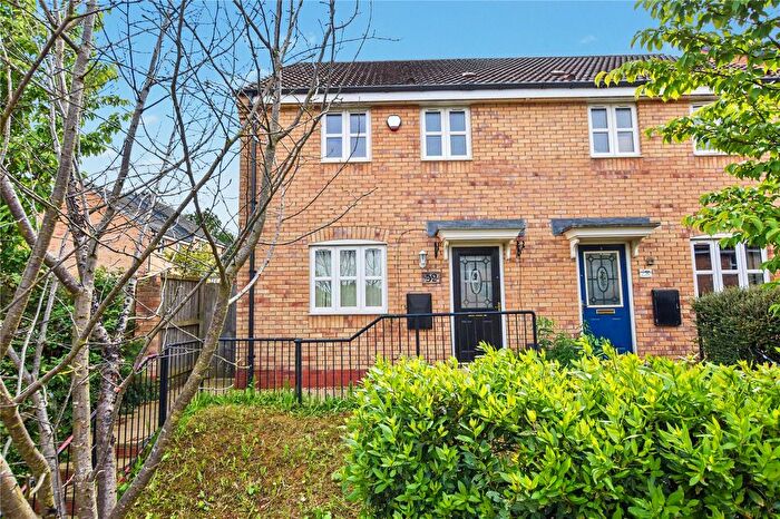 3 Bedroom Semi-Detached House For Sale In Violet Road, East Ardsley, Wakefield, West Yorkshire, WF3