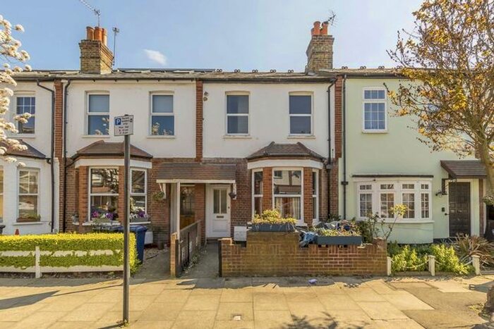 1 Bedroom Flat To Rent In Hollies Road, London, W5