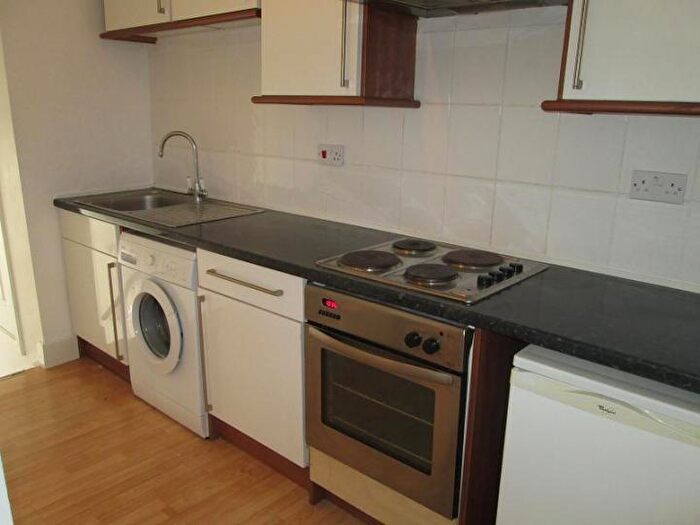 2 Bedroom Terraced House To Rent In Southsea, PO4
