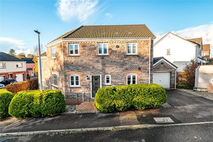 3 Bedroom Semi Detached House For Sale In Raleigh Drive, Cullompton, Devon, EX15