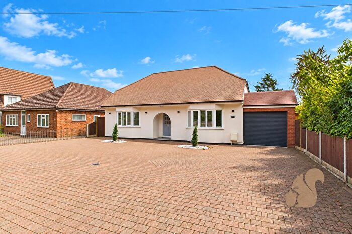 3 Bedroom Detached Bungalow For Sale In Chitts Hill, Colchester, CO3