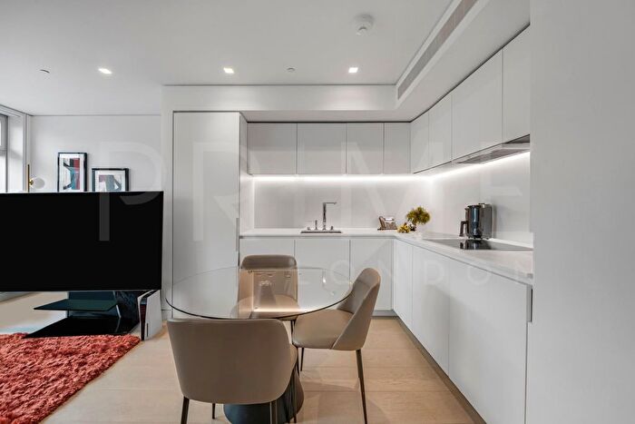 1 Bedroom Flat To Rent In Centre Point Tower, New Oxford Street, London, WC1A