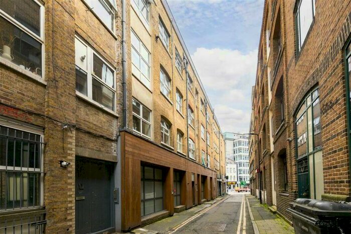 1 Bedroom Flat To Rent In Gatesborough Street, Gatesborough Street, EC2A