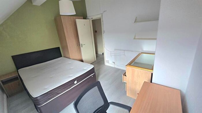 5 Bedroom House To Rent In A Laindon Road, Manchester, M14