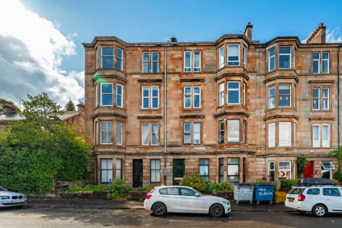 2 Bedroom Flat For Sale In Albert Road, Glasgow, G42