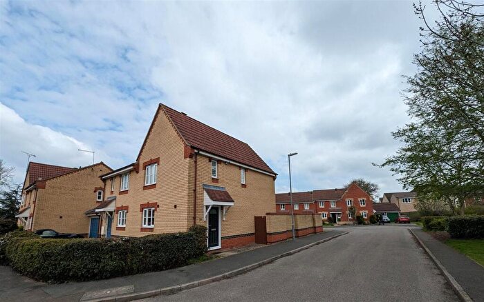 3 Bedroom Semi-Detached House To Rent In Victoria Green, Witchford, Ely, CB6