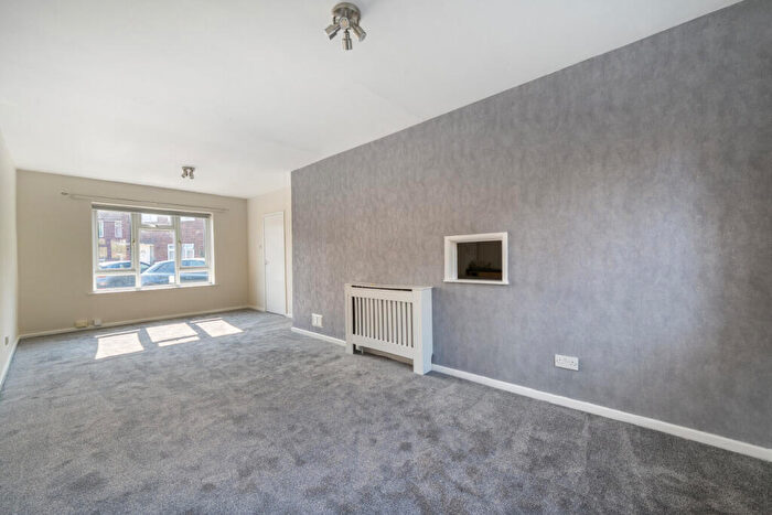 3 Bedroom Terraced House To Rent In Calvin Close, Orpington, Kent, BR5