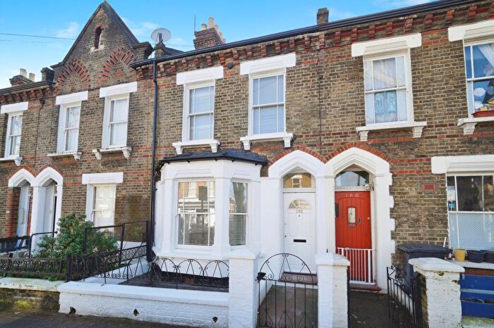 3 Bedroom Terraced House For Sale In Eversleigh Road, London, SW11