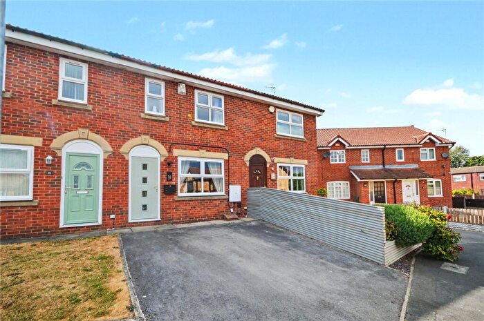 2 Bedroom Terraced House For Sale In Avocet Garth, Leeds, West Yorkshire, LS10