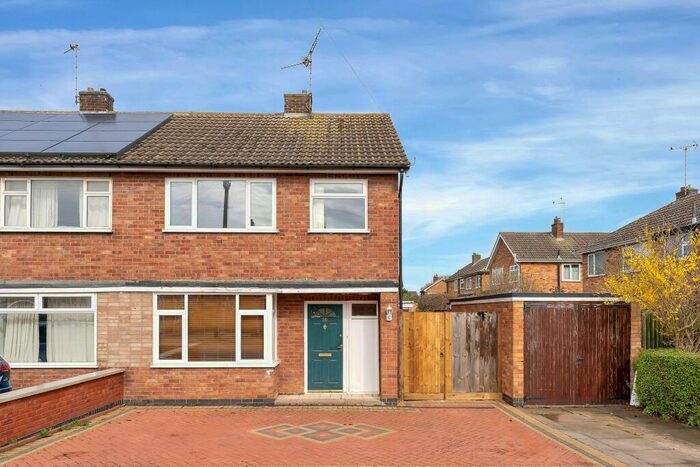 3 Bedroom Semi-Detached House To Rent In Caithness Road, Stamford, PE9